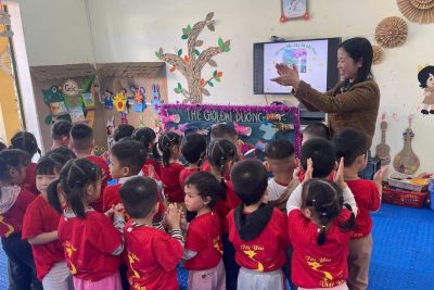 Sinh hoạt chuyên môn theo nghiên cứu bài học